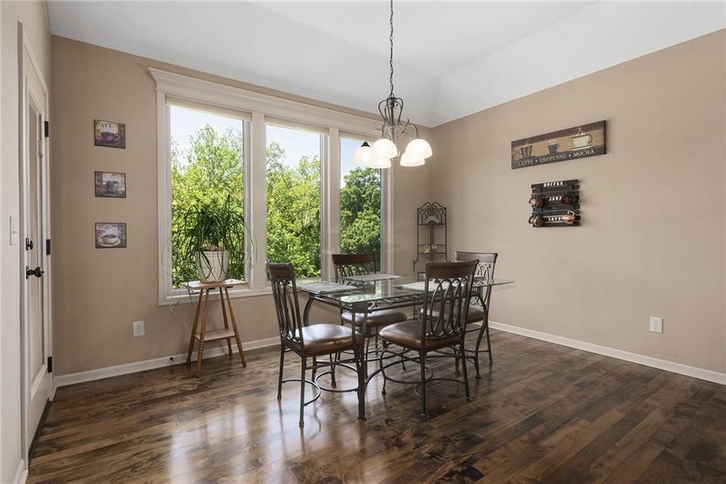 7836 N Walrond Avenue — photo 16