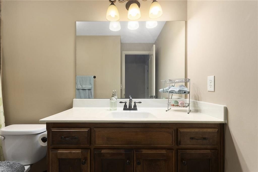 7836 N Walrond Avenue — photo 34