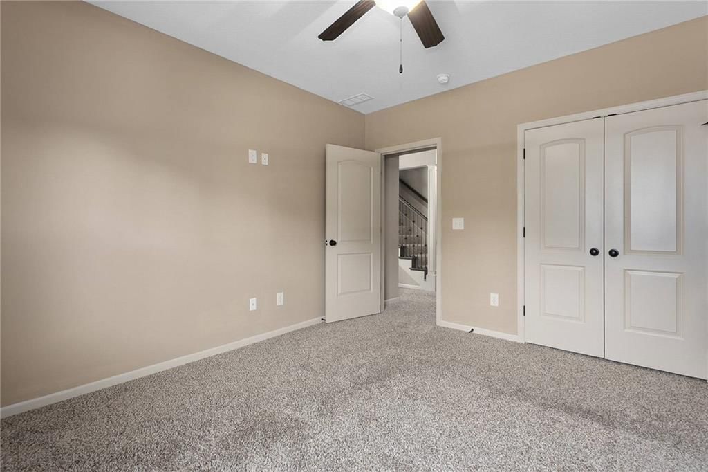 7836 N Walrond Avenue — photo 36