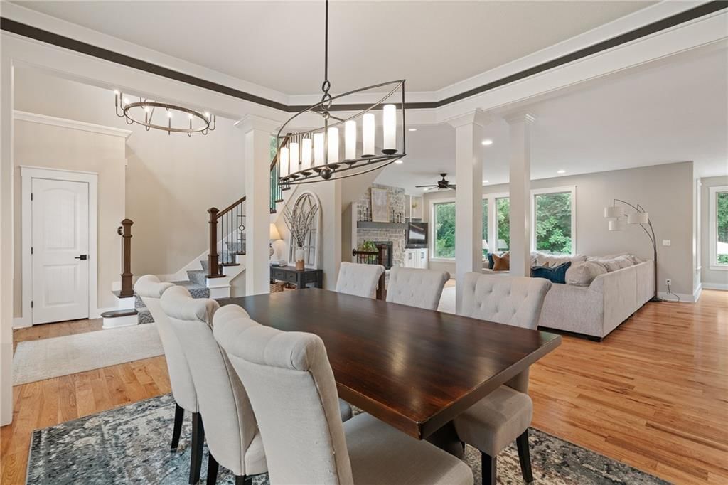 304 Shoreline Drive — photo 3