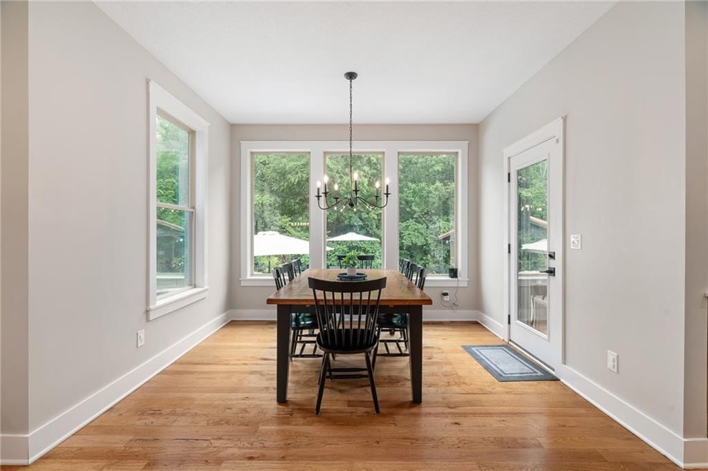 304 Shoreline Drive — photo 9