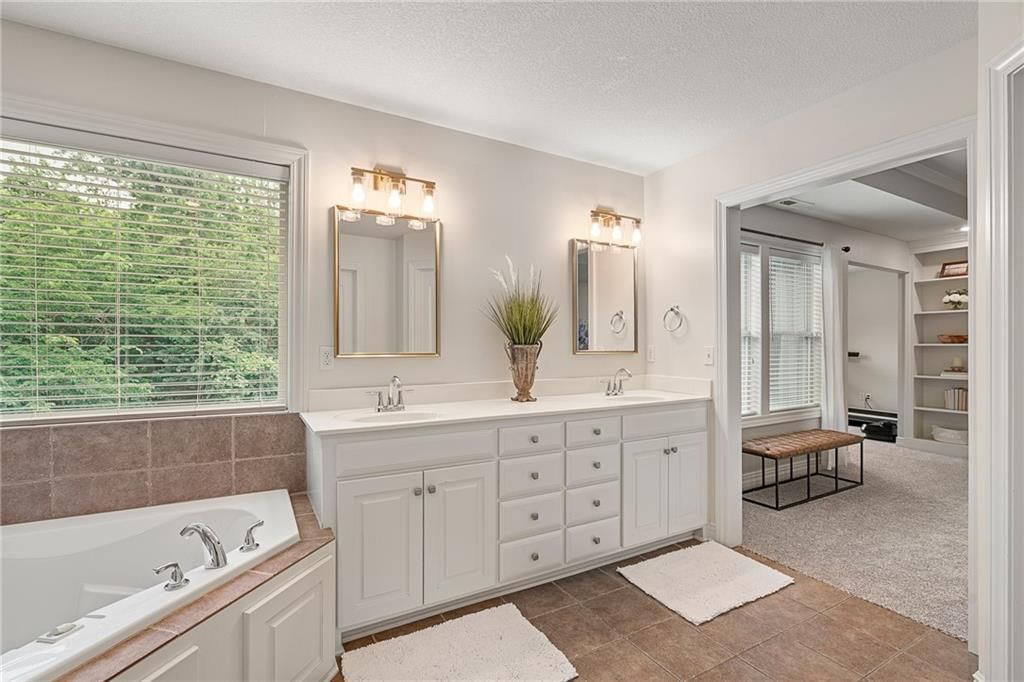 304 Shoreline Drive — photo 16