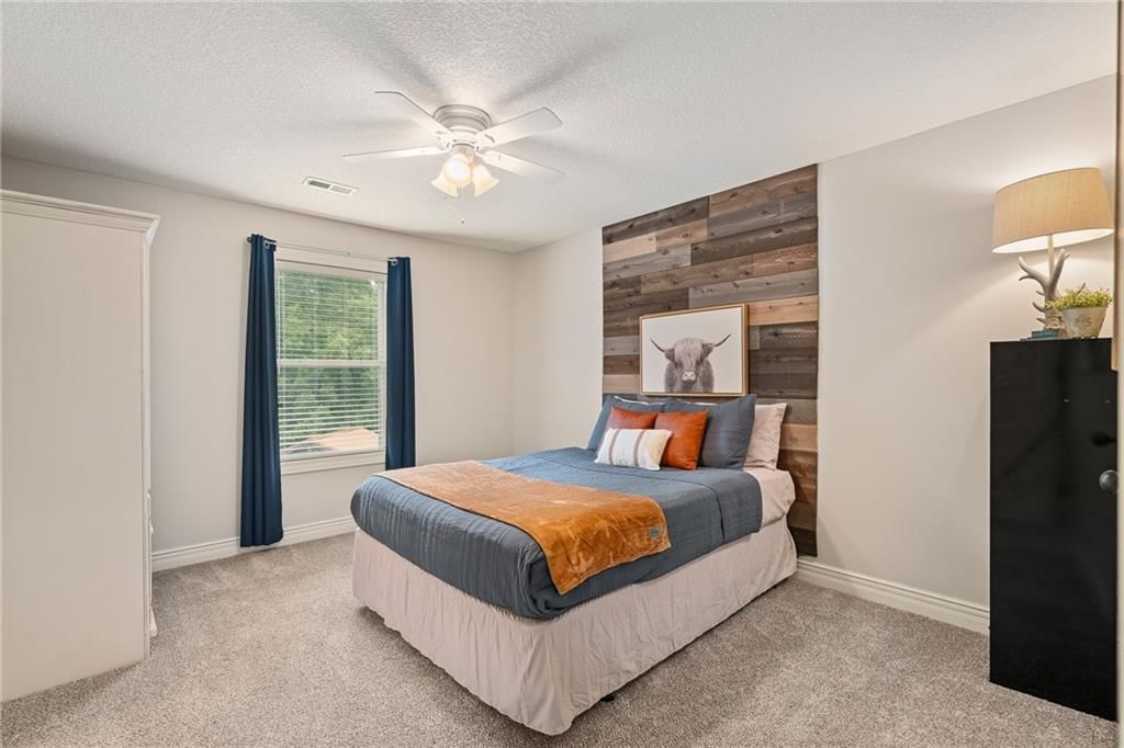 304 Shoreline Drive — photo 17