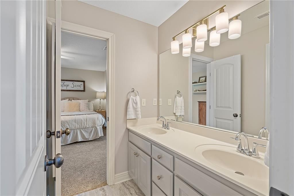 304 Shoreline Drive — photo 21