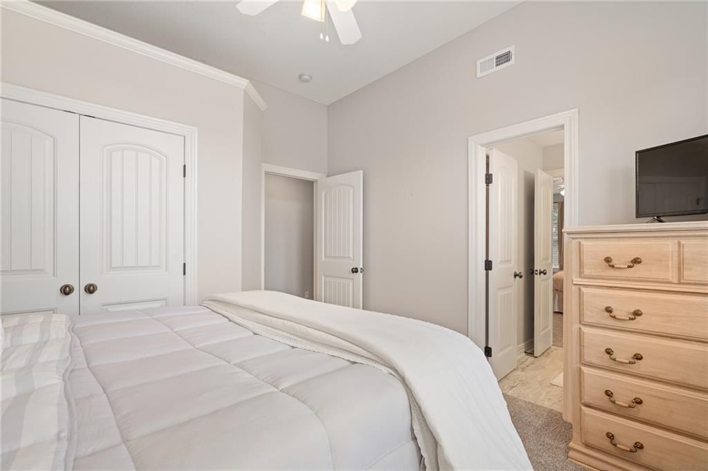 304 Shoreline Drive — photo 24