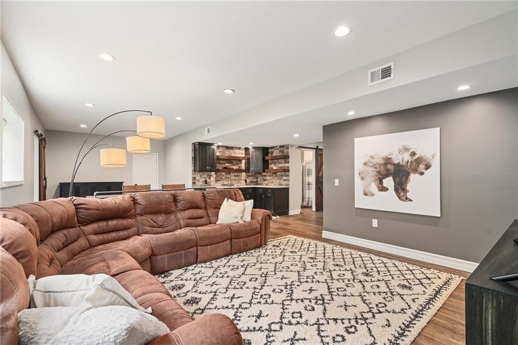 304 Shoreline Drive — photo 28