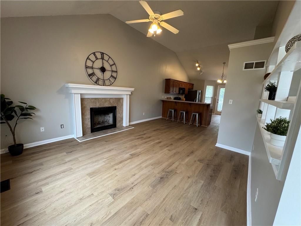 411 N Queen Ridge Avenue — photo 6