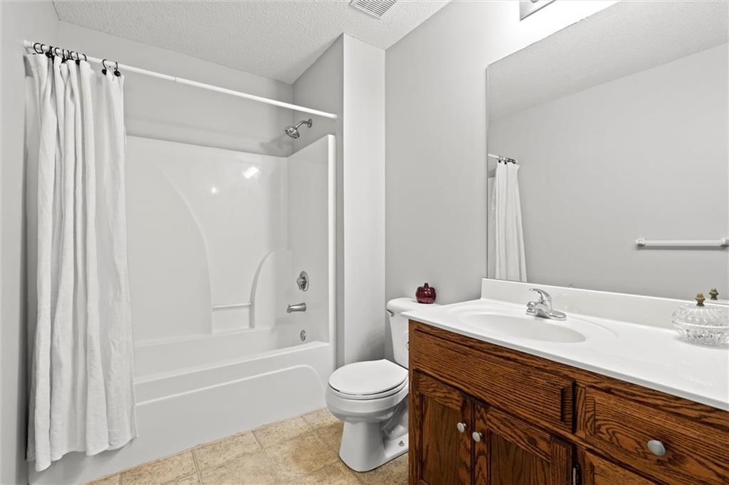 411 N Queen Ridge Avenue — photo 24