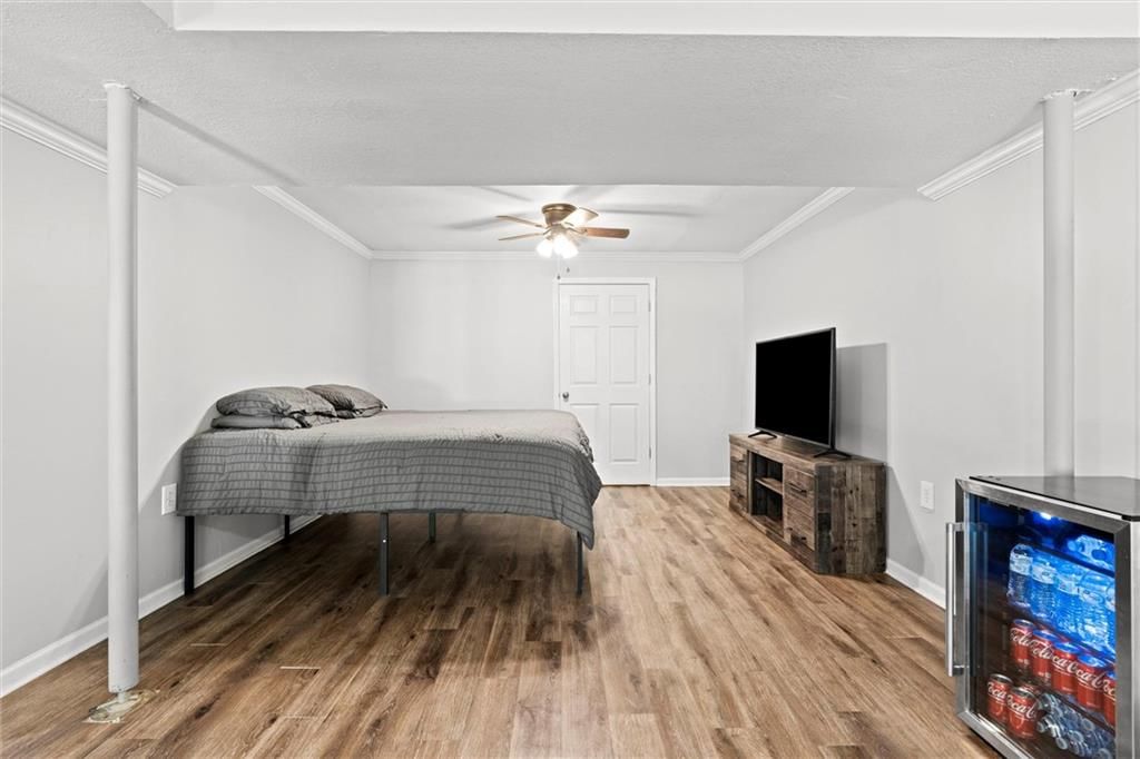 411 N Queen Ridge Avenue — photo 30