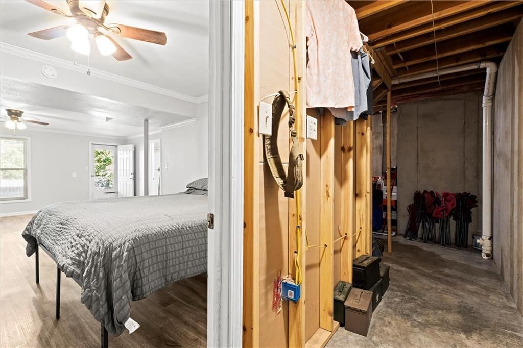 411 N Queen Ridge Avenue — photo 31