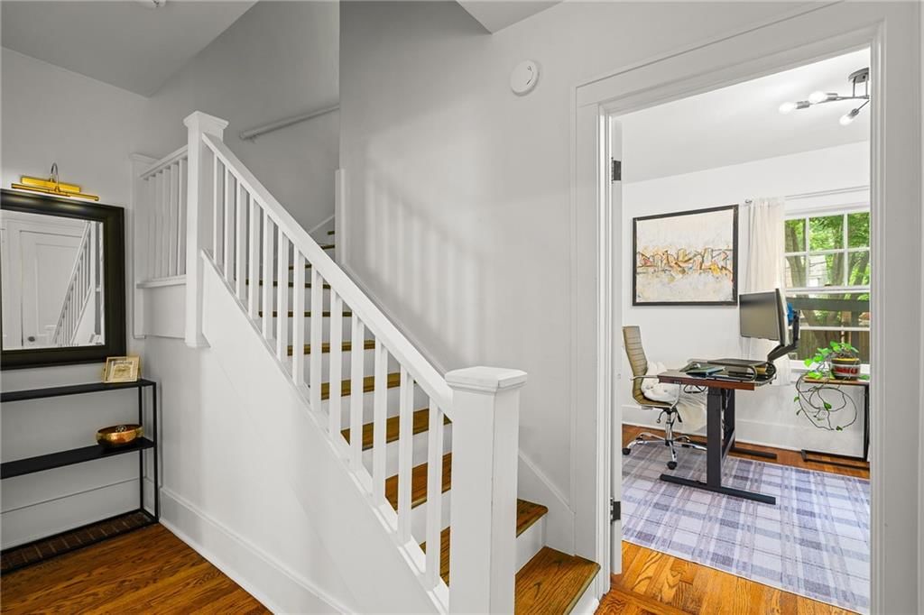 415 E 61st Street — photo 17