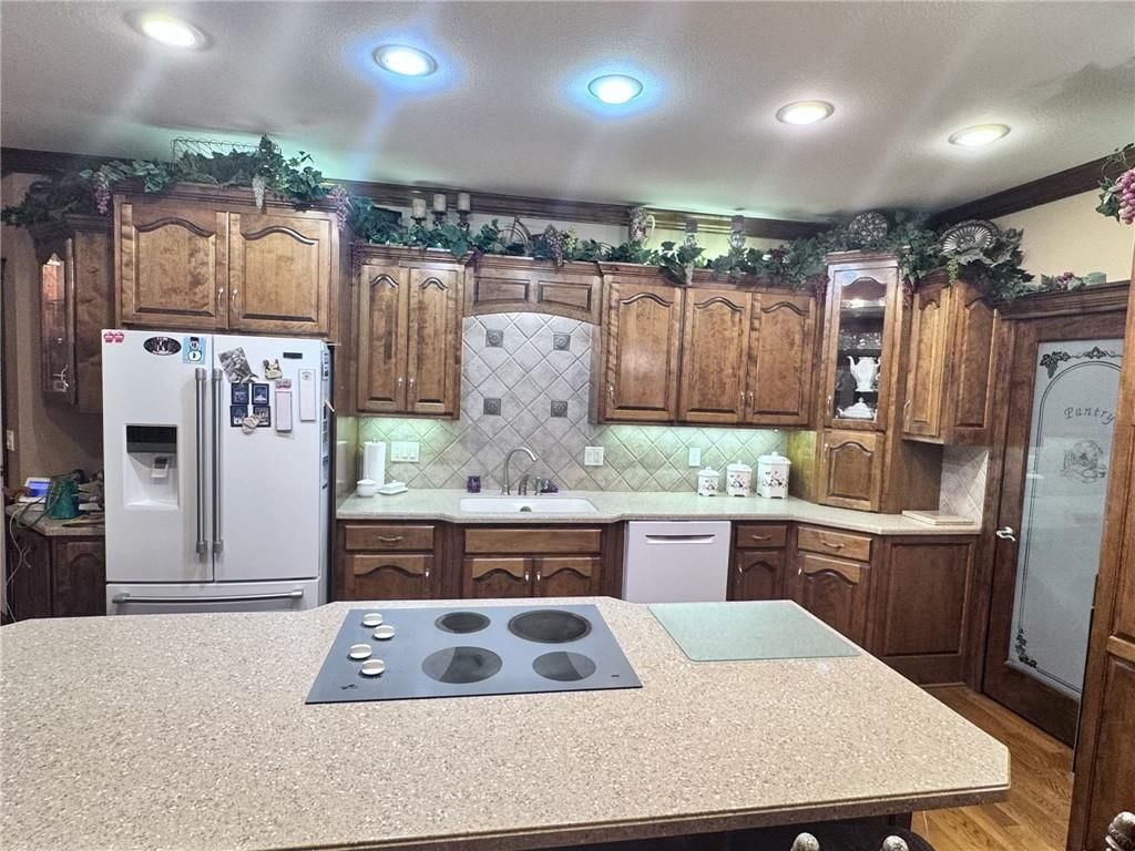 317 S Kentucky Street — photo 15