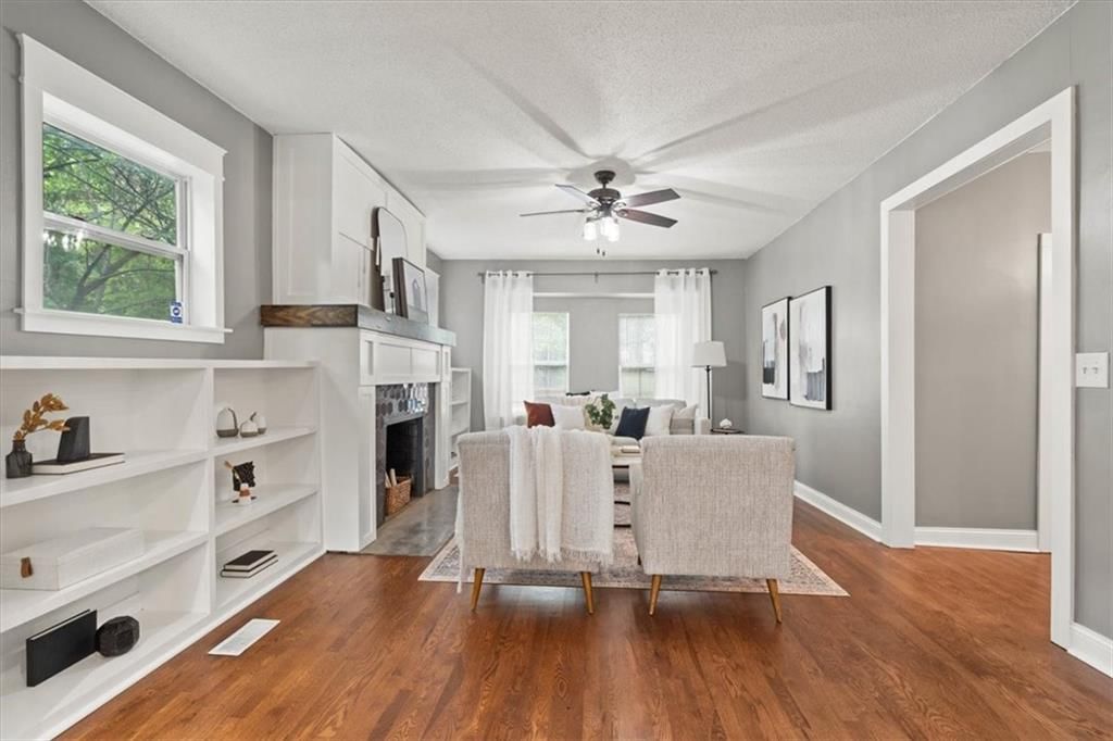 2827 CAMPBELL Street — photo 18