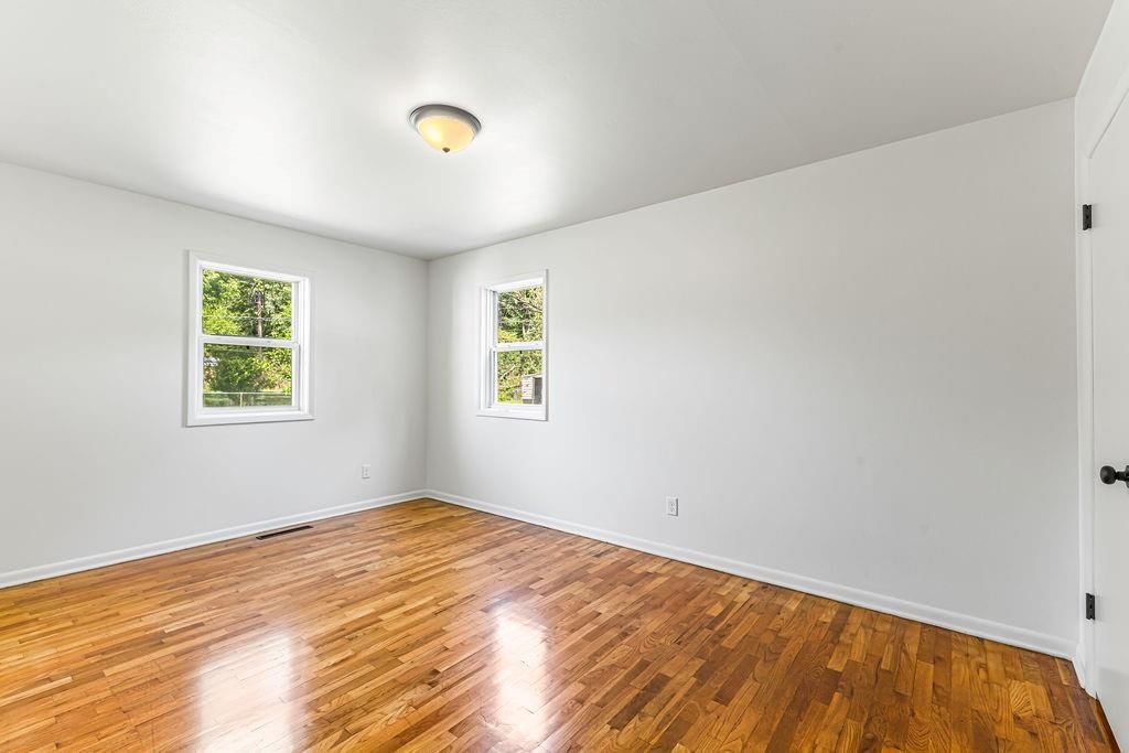 2621 Belle Street — photo 17