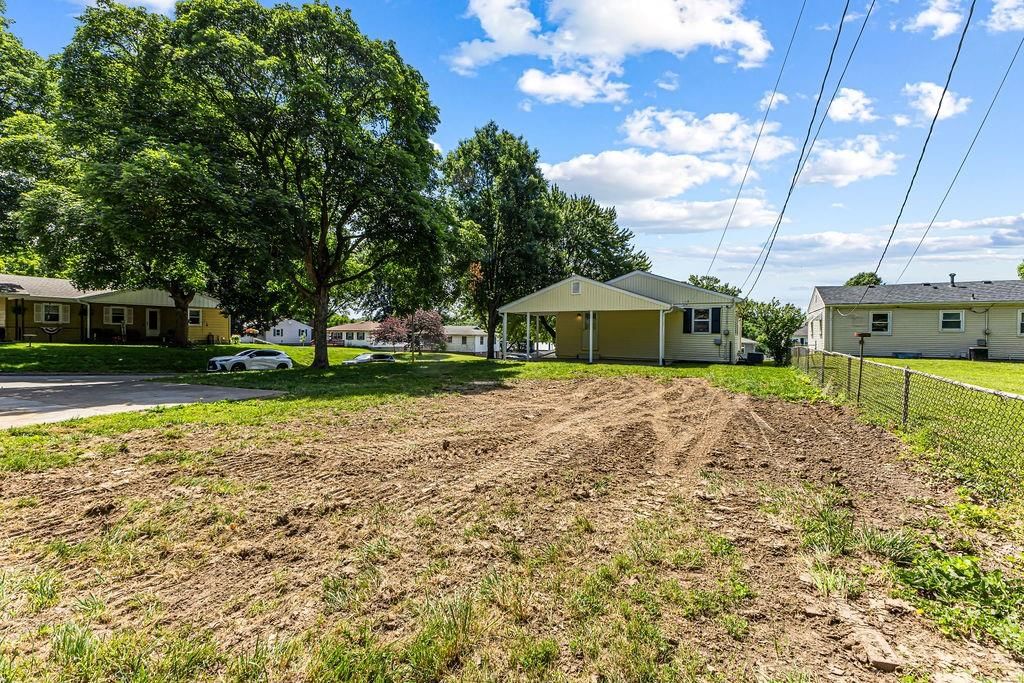 2621 Belle Street — photo 25