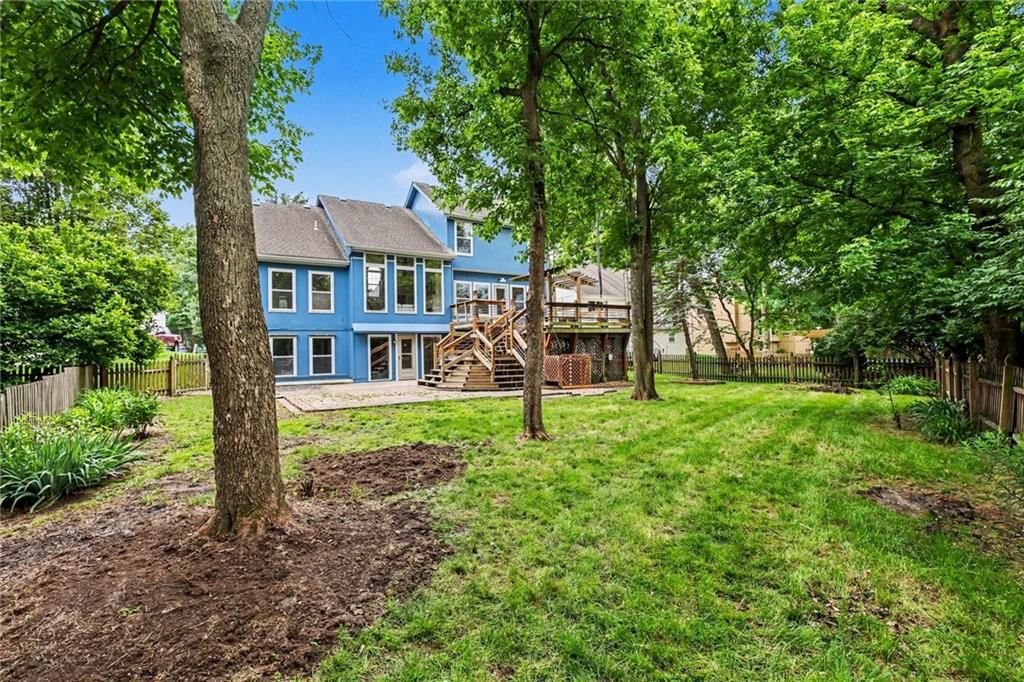 524 NE Garnet Lane — photo 4