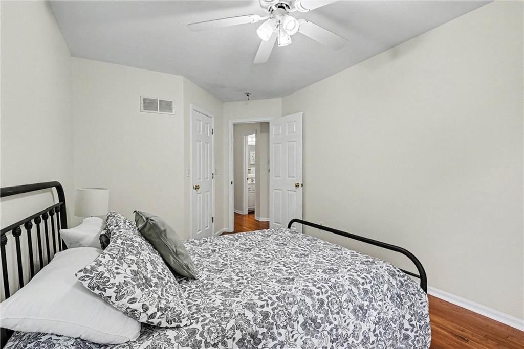 524 NE Garnet Lane — photo 17