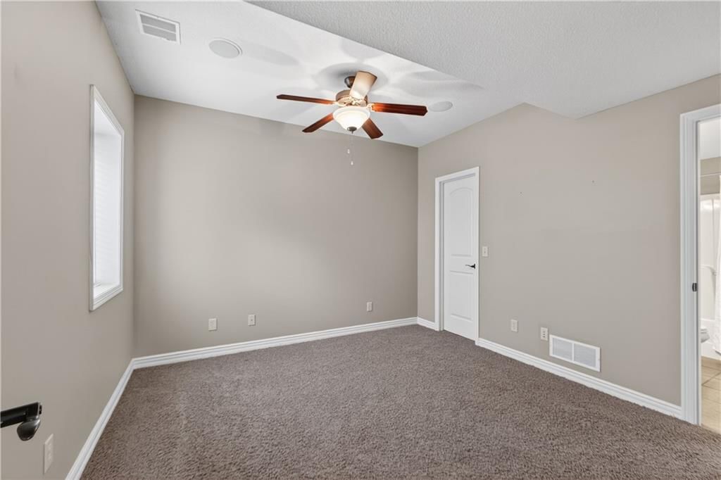 9414 W 149th Terrace — photo 33