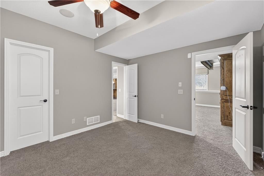 9414 W 149th Terrace — photo 34