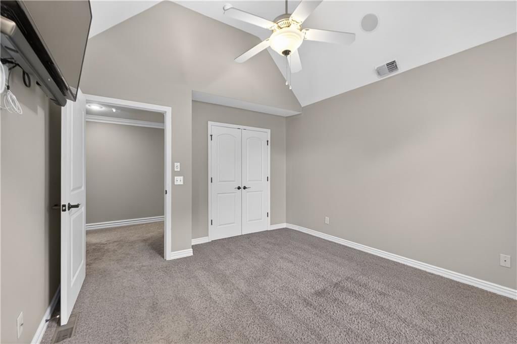 9414 W 149th Terrace — photo 47