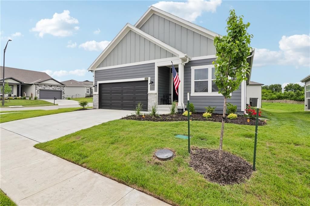 6900 NE 70th Street — photo 3