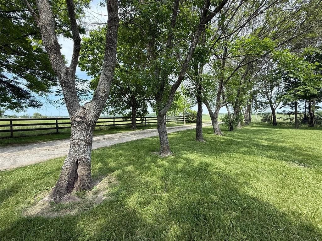 31700 Osawatomie Road — photo 3
