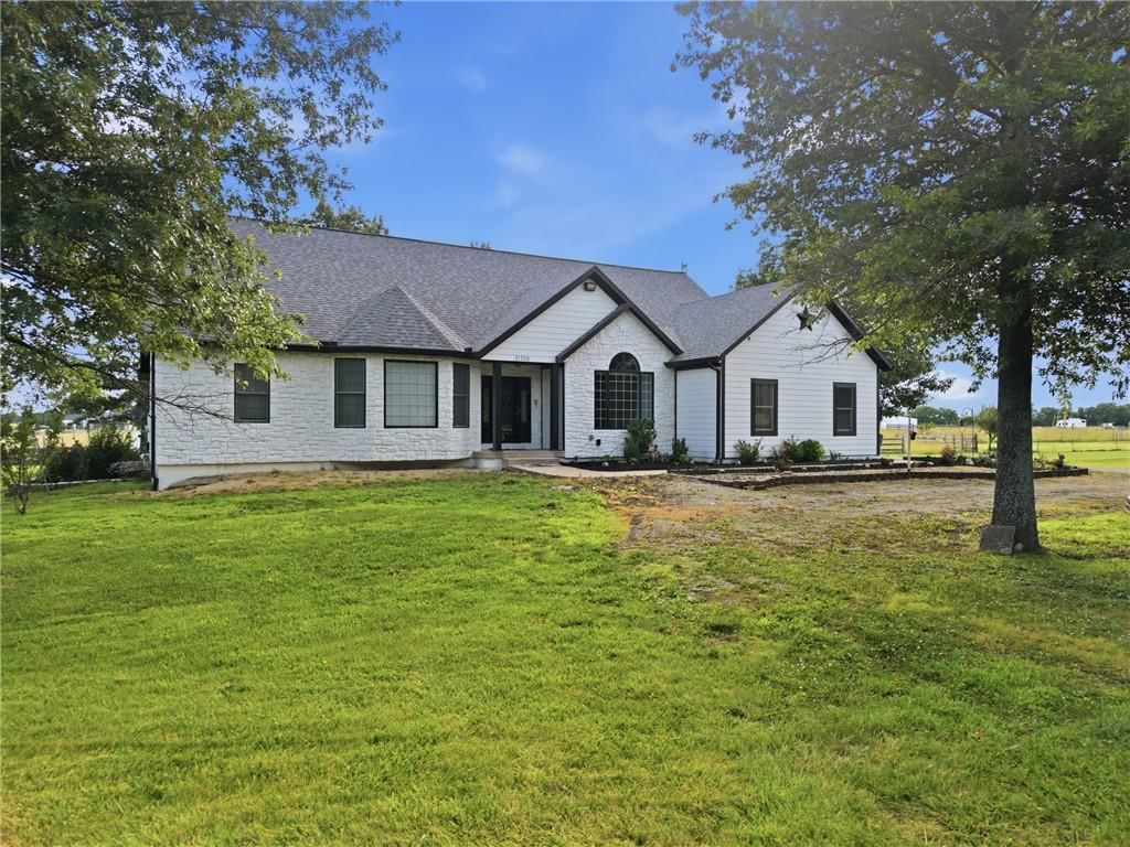 31700 Osawatomie Road — photo 8