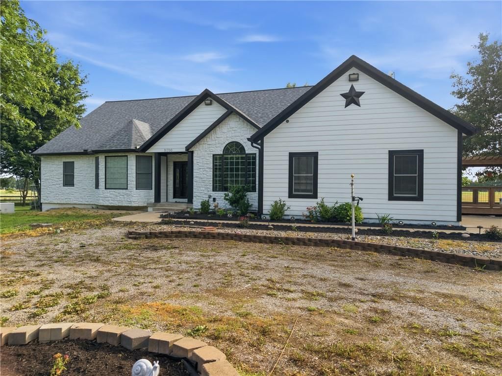 31700 Osawatomie Road — photo 9