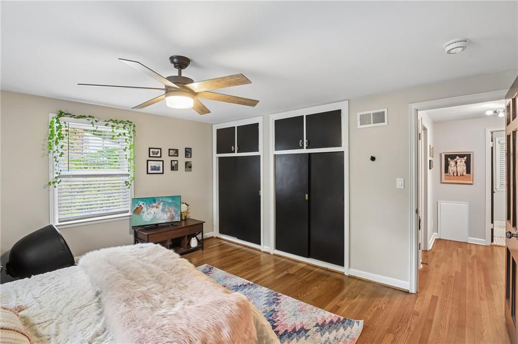 1210 Romany Road — photo 31