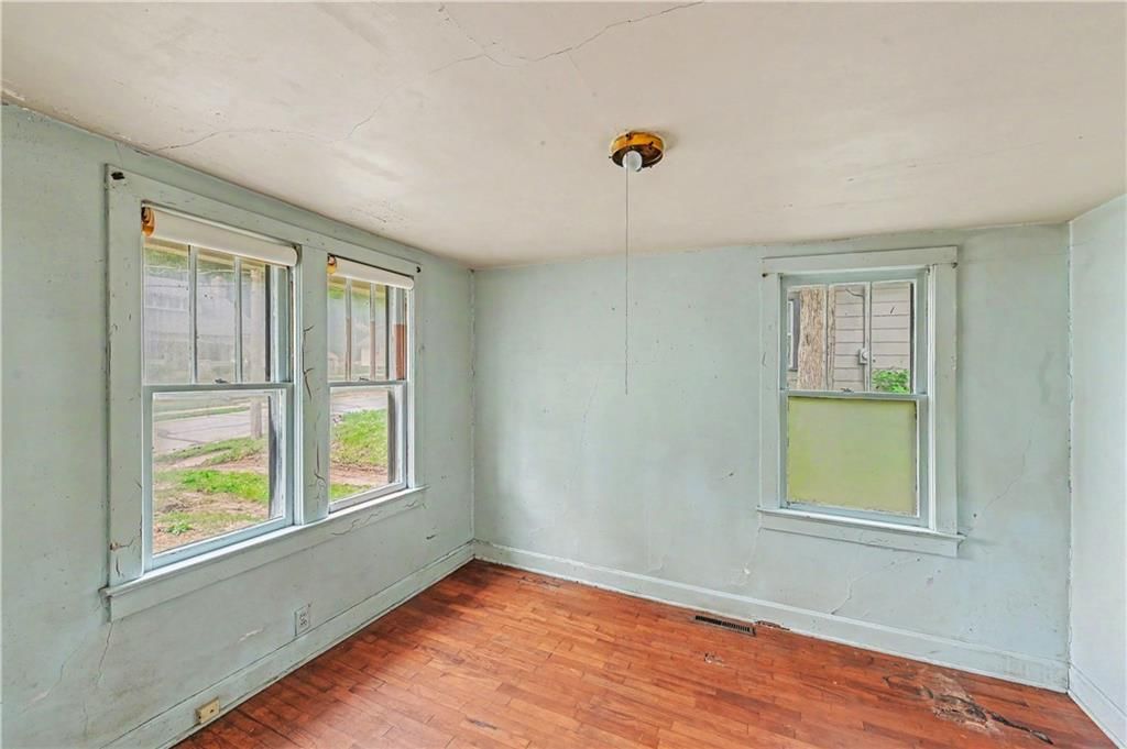 1129 S Dodgion Avenue — photo 12
