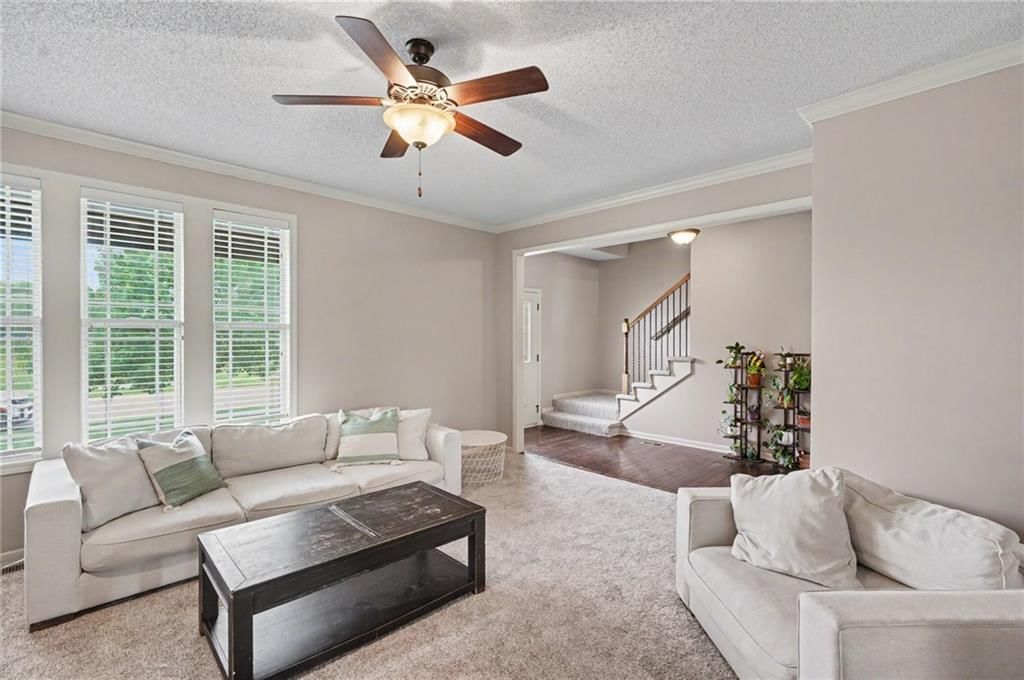 10208 Theden Circle — photo 10
