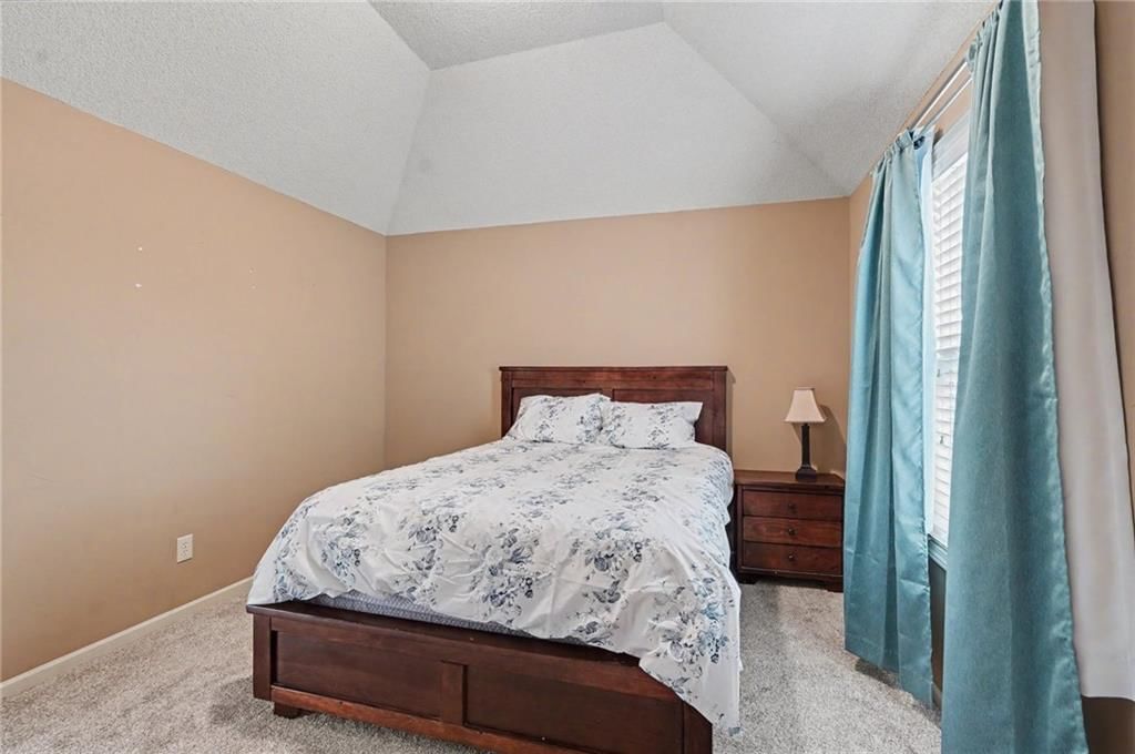 10208 Theden Circle — photo 21