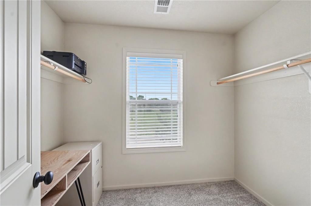 10208 Theden Circle — photo 24