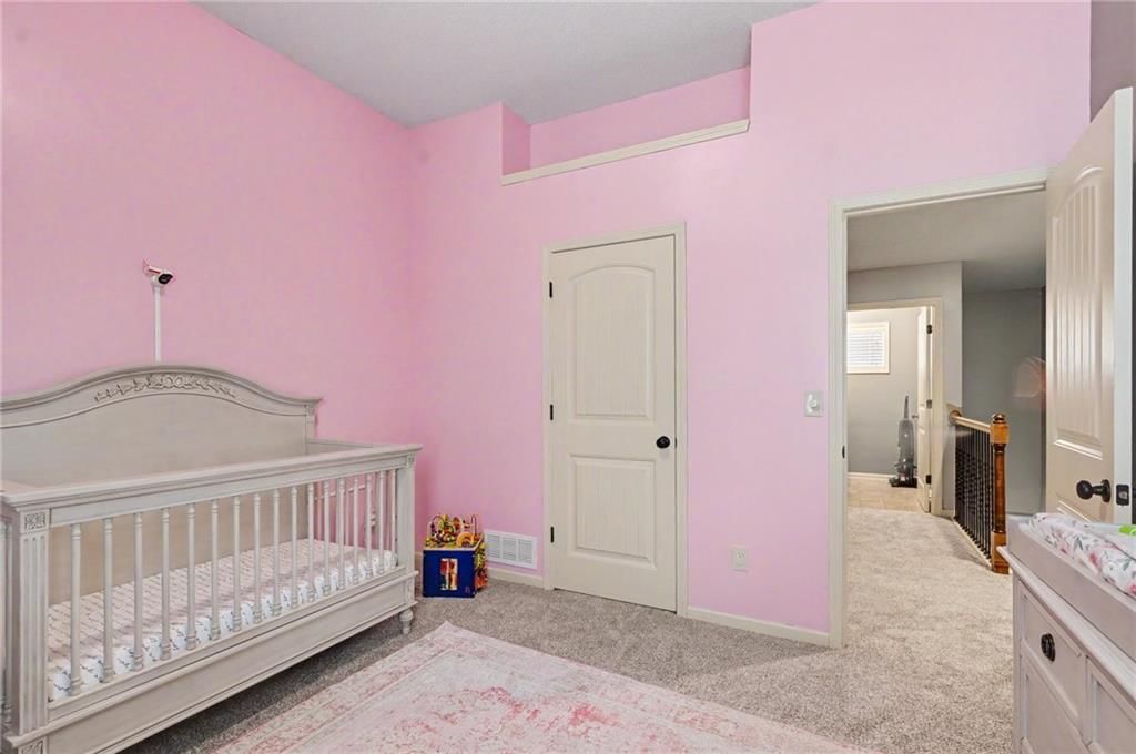 10208 Theden Circle — photo 29