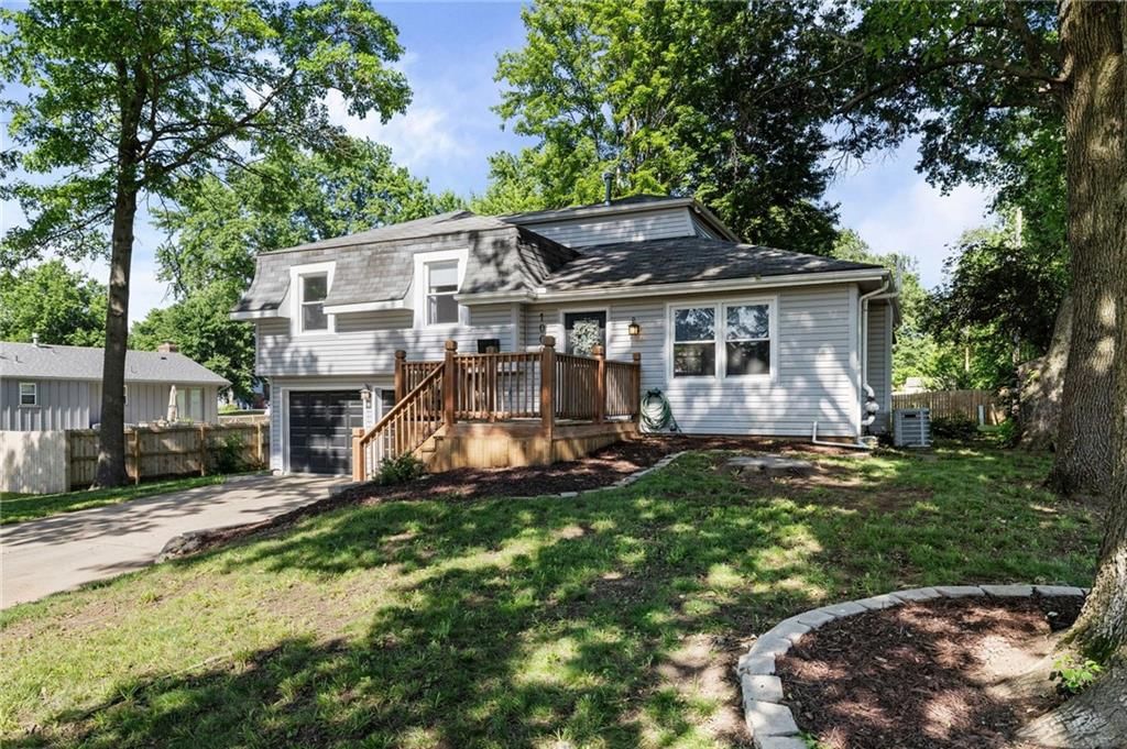 1000 N Woodland Street — photo 33