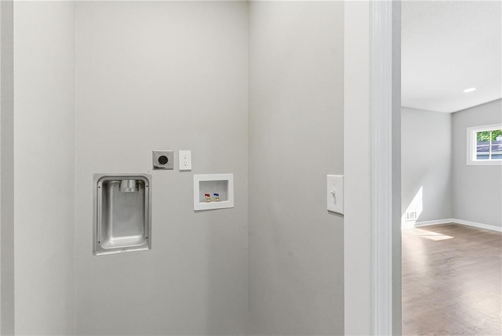 9939 Campbell Street — photo 14