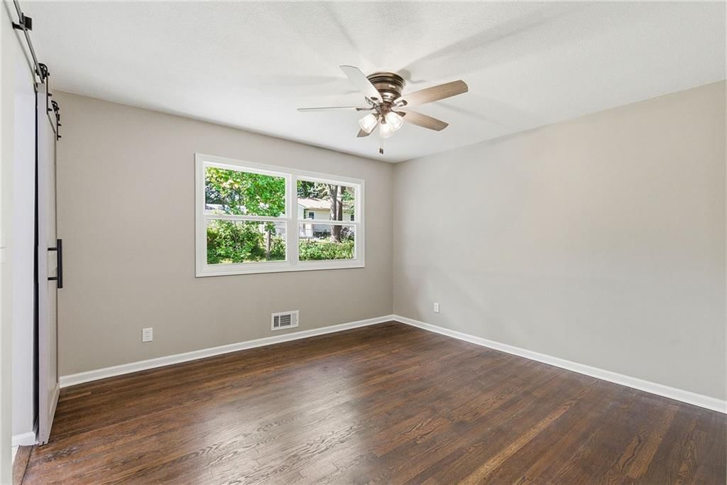 9939 Campbell Street — photo 15