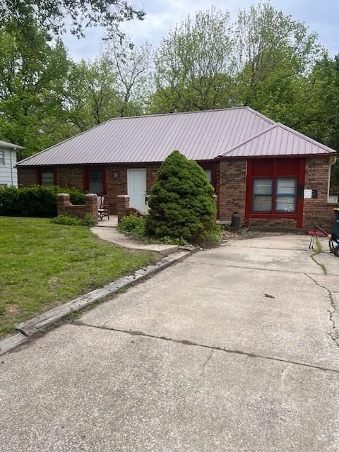 6907 NW 72nd Terrace — photo 1