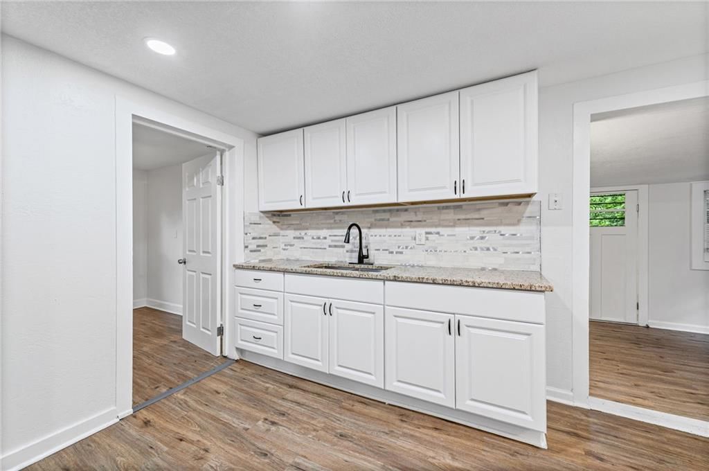 3320 Spruce Avenue — photo 15
