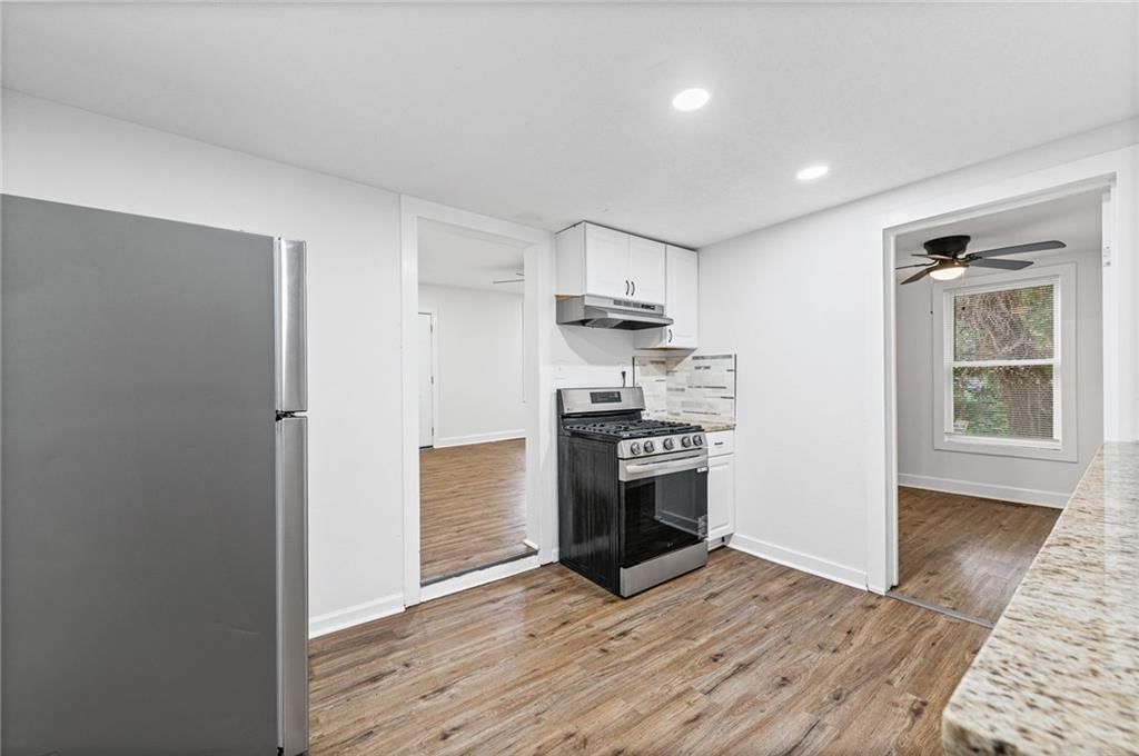 3320 Spruce Avenue — photo 16