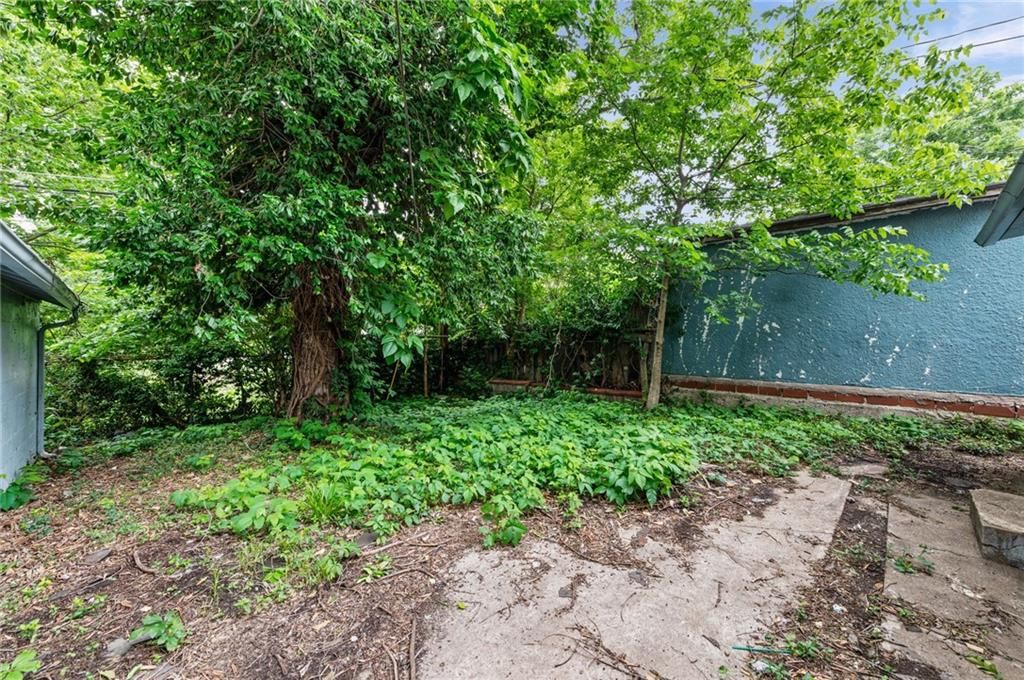 3320 Spruce Avenue — photo 30
