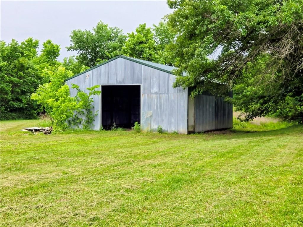 370 NW 131 Highway — photo 17