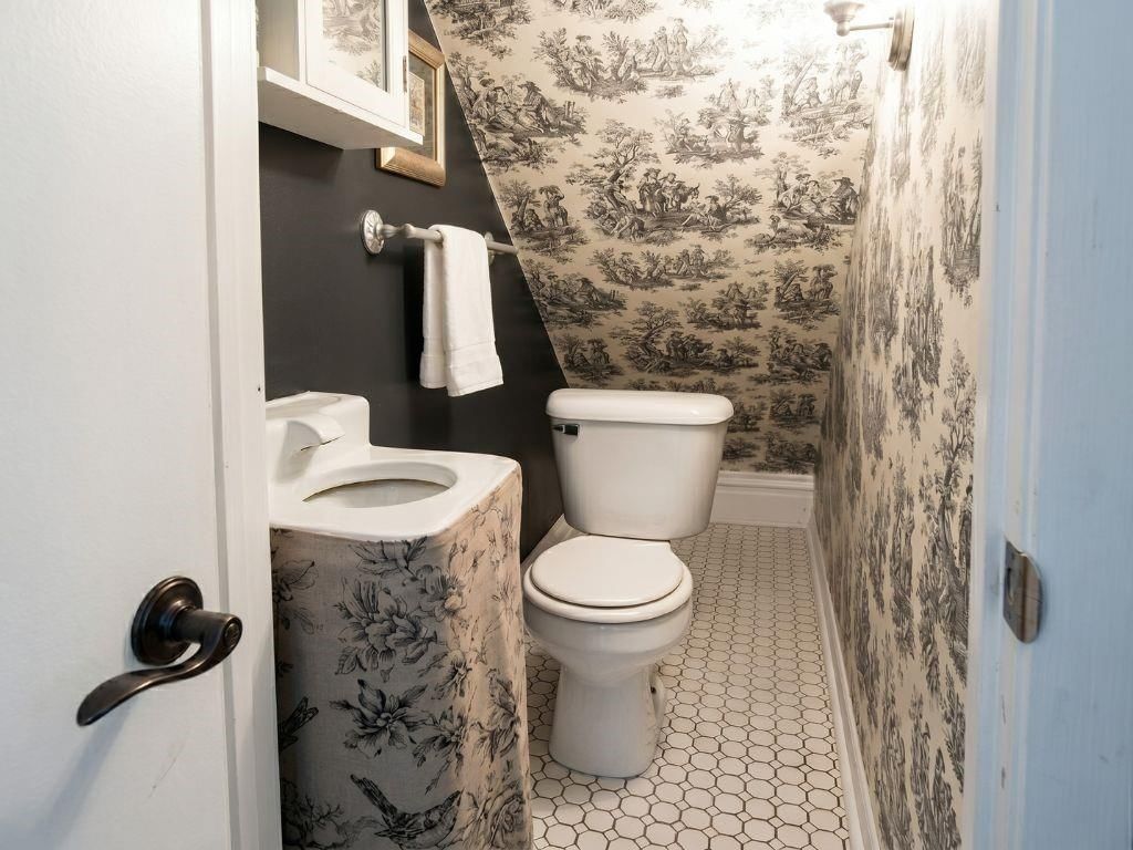 317 N Esplanade Street — photo 16
