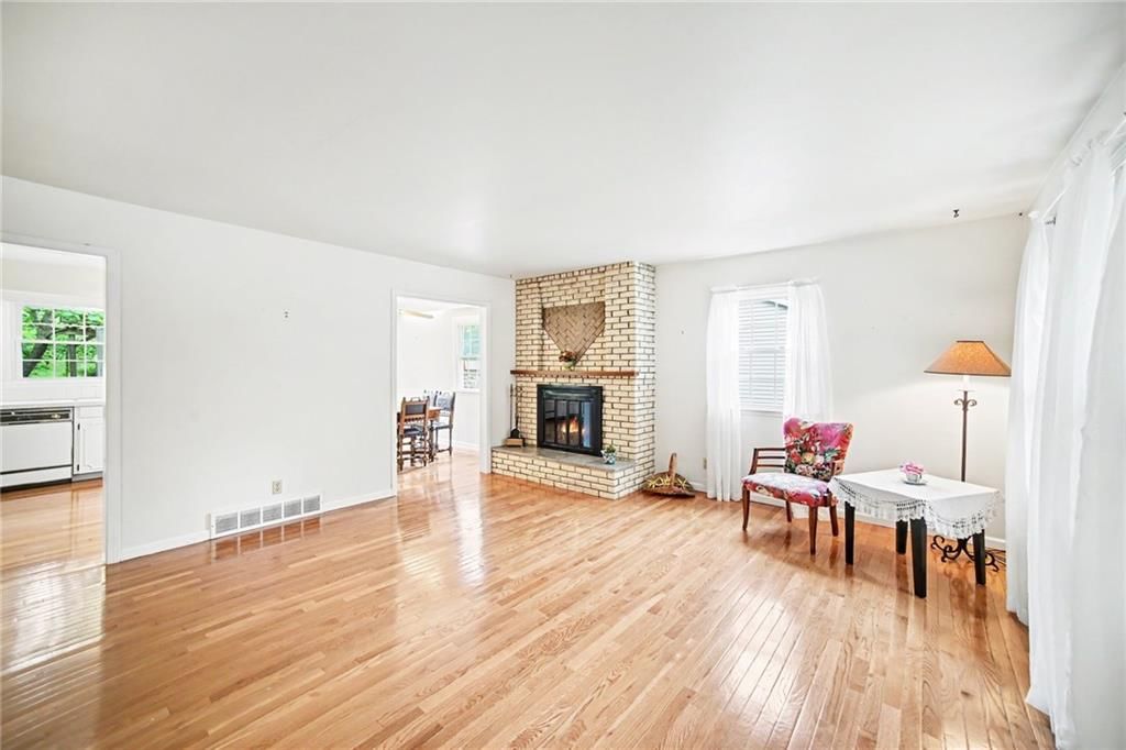 4414 Douglas Street — photo 7