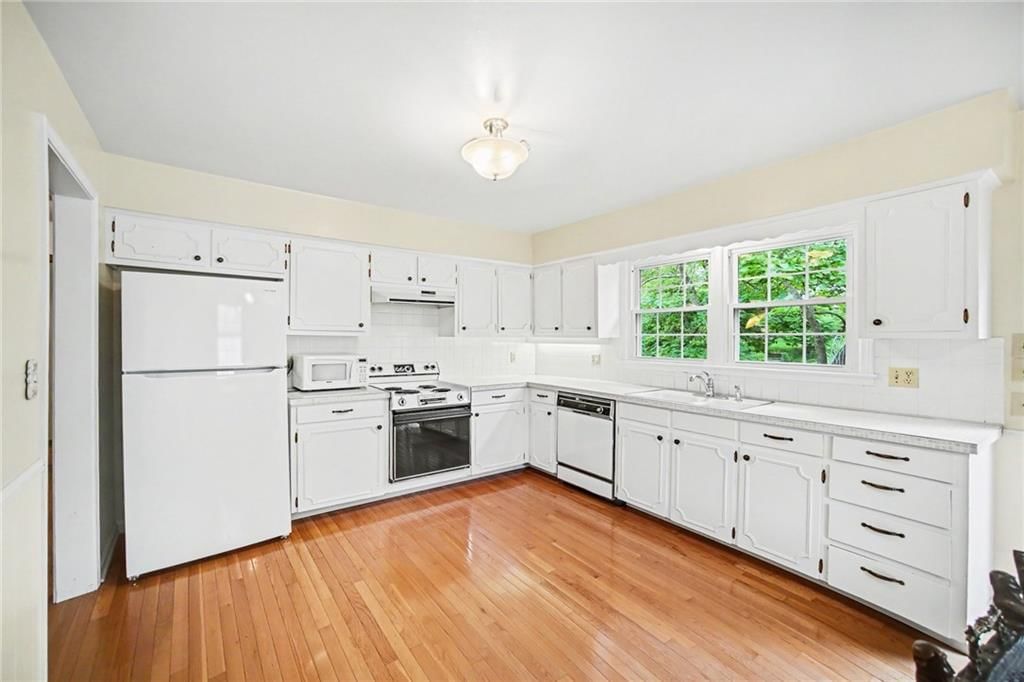 4414 Douglas Street — photo 14