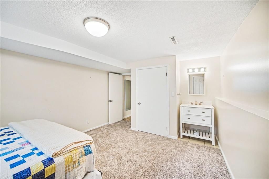 4414 Douglas Street — photo 17