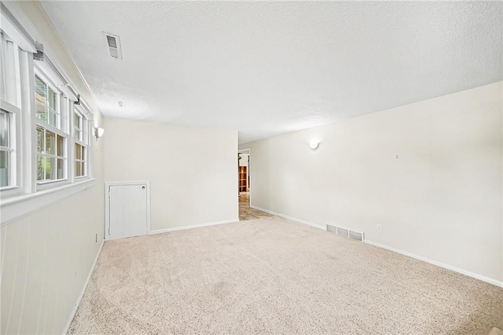 4414 Douglas Street — photo 24