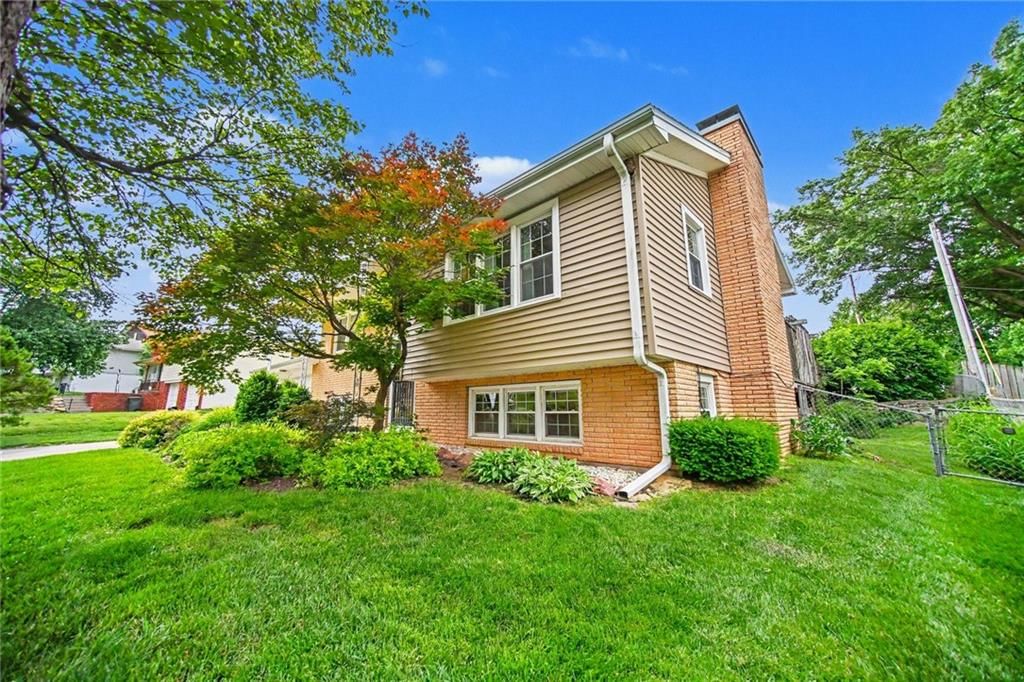 4414 Douglas Street — photo 30