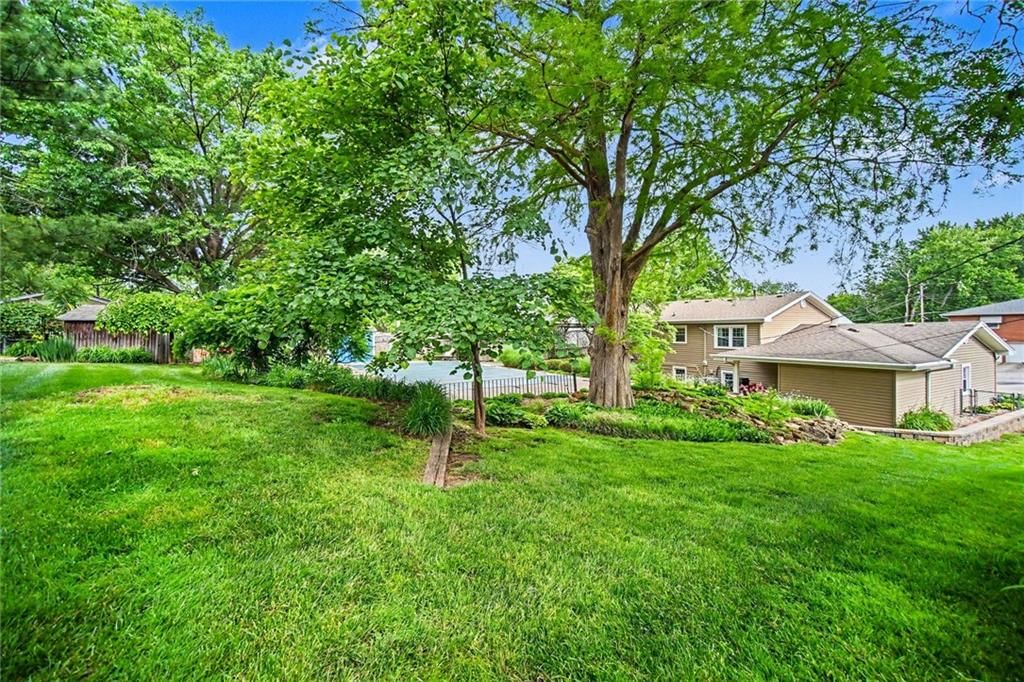 4414 Douglas Street — photo 47