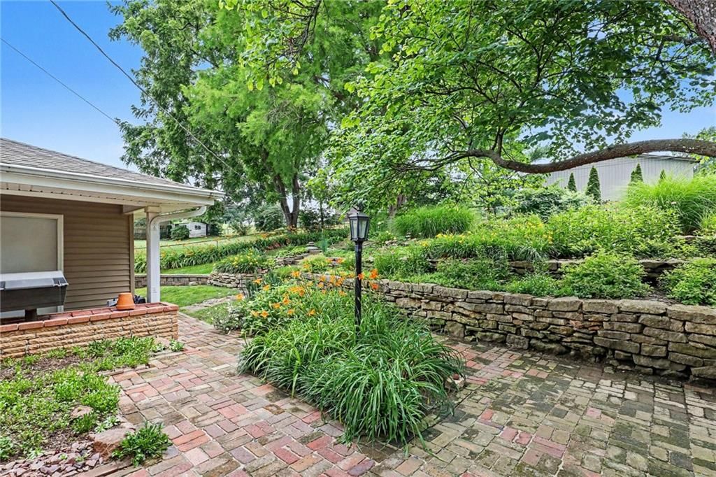 4414 Douglas Street — photo 48